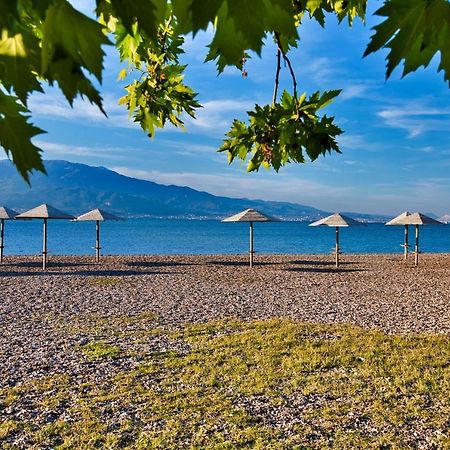 Nafpaktos Beach Luxury Suites Eksteriør bilde