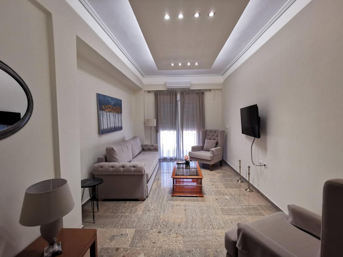 Nafpaktos Beach Luxury Suites Eksteriør bilde