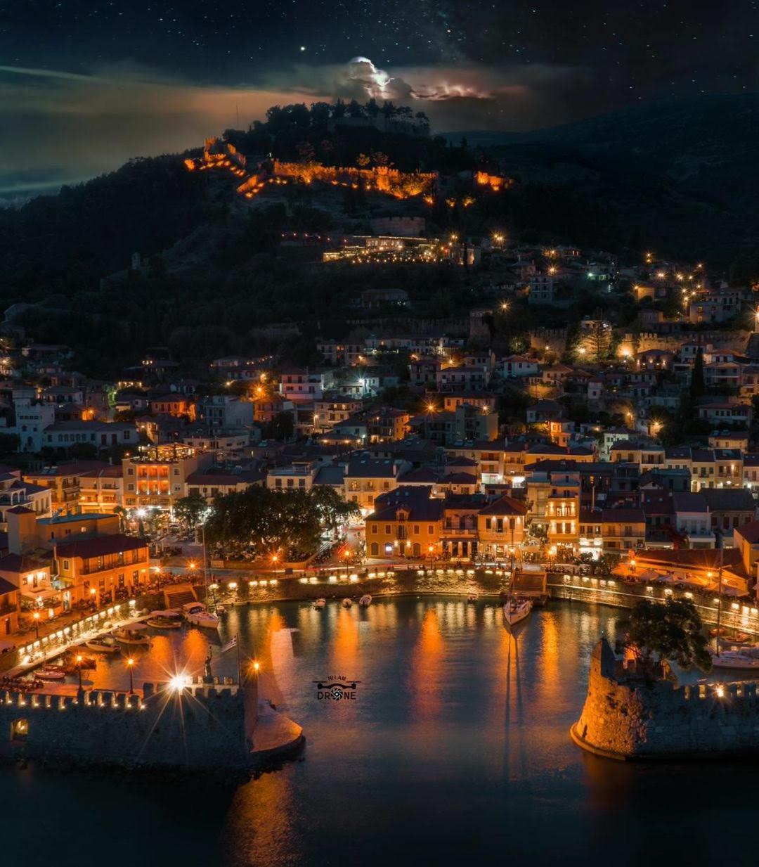 Nafpaktos Beach Luxury Suites Eksteriør bilde
